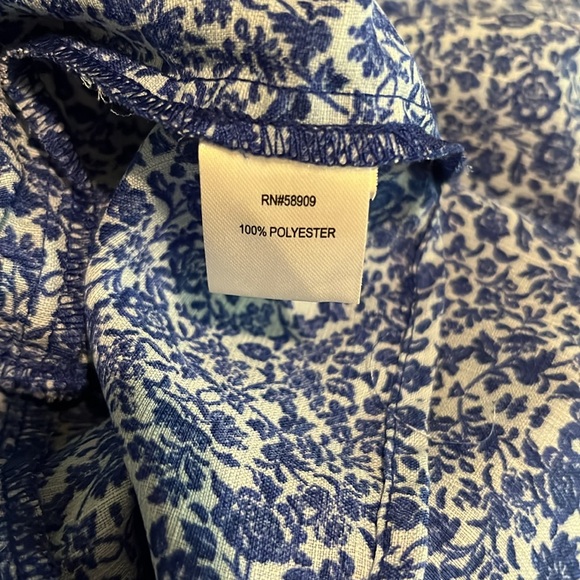 Chelsea and Violet Girls Dress size medium Blue Floral Dress NWOT - Picture 5 of 5